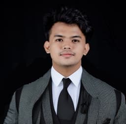 Rhieynz John EsmaÃ±a